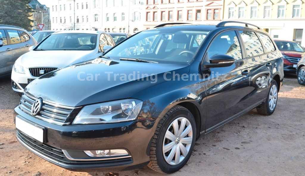 Bild des Angebotes Volkswagen Passat 1.6 TDI BlueMotion Sitzheizung Tüv neu