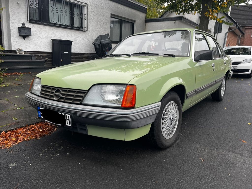 Opel Rekord E2