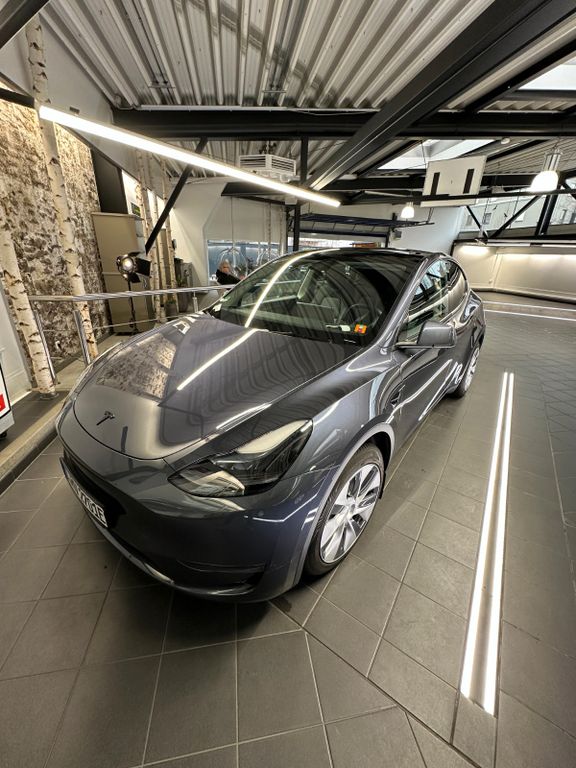 Bild des Angebotes Tesla Model Y Long Range Dual Motor AWD Long Range