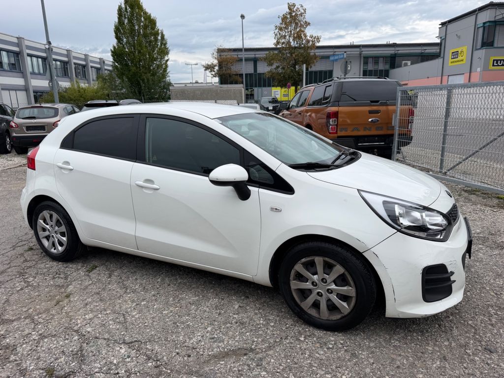 Kia Rio 1.2 Benziner Klima 36.000km Euro6