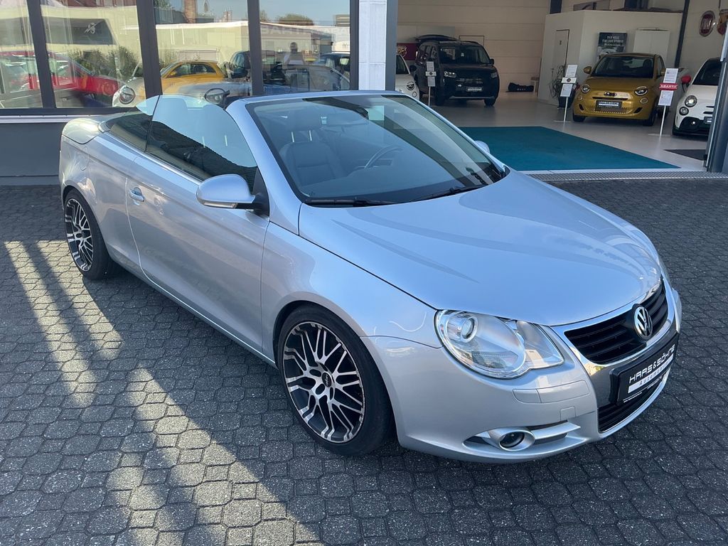 Bild des Angebotes Volkswagen Eos 2.0 TDI *Nav/Bluetooth/Sitzheizung/Tempomat*