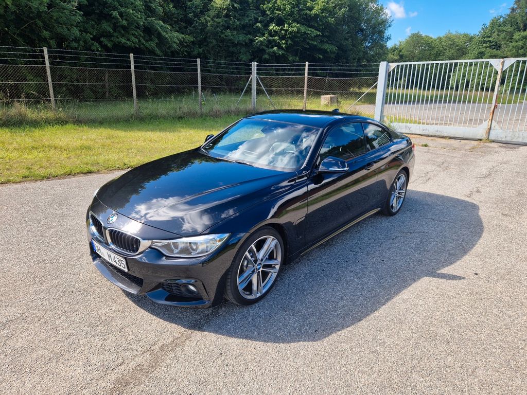 Bild des Angebotes BMW F32 435i Coupé M-Paket Handschalter *selten*