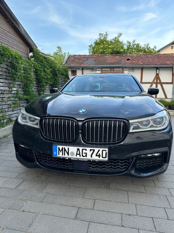Bild des Angebotes BMW 740d xDrive -