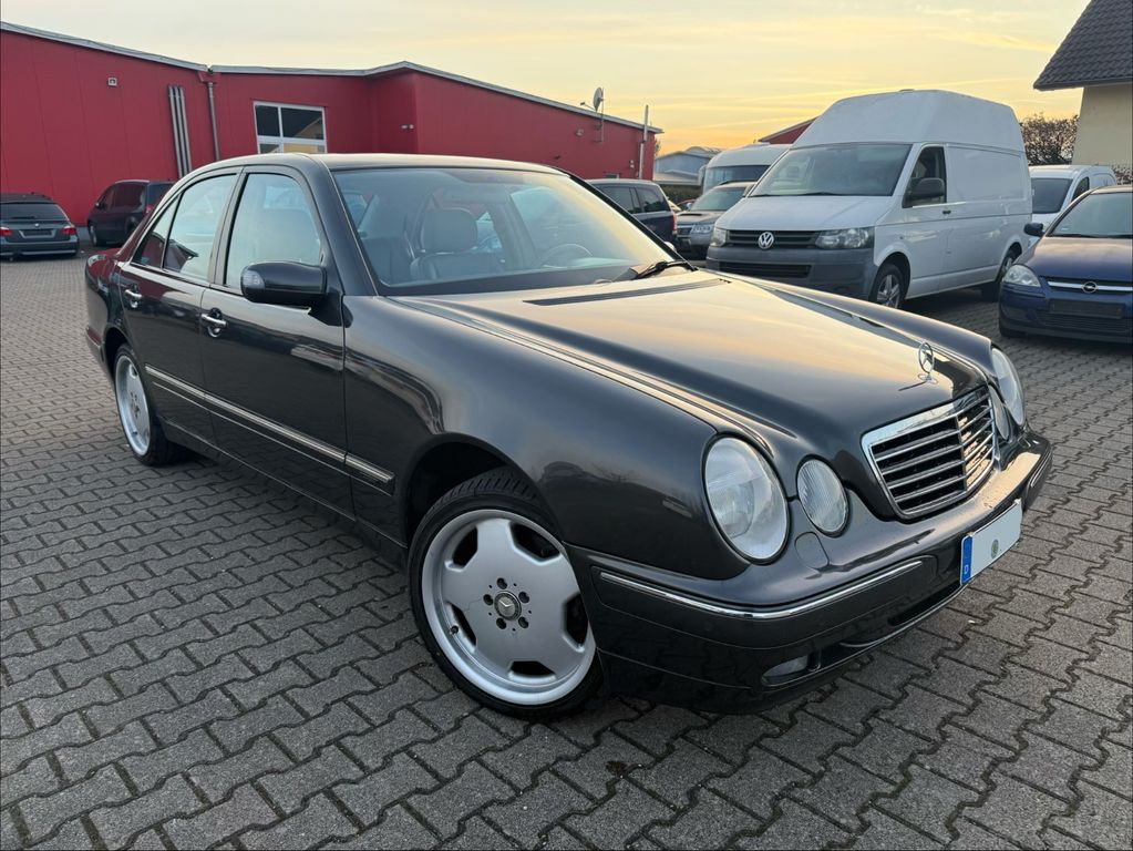 Bild des Angebotes Mercedes-Benz E 430 4MATIC AVANTGARDE