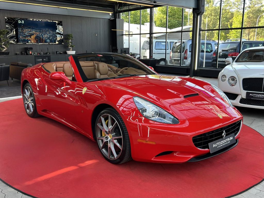 Bild des Angebotes Ferrari California F1 CAM / NAVI / LED /