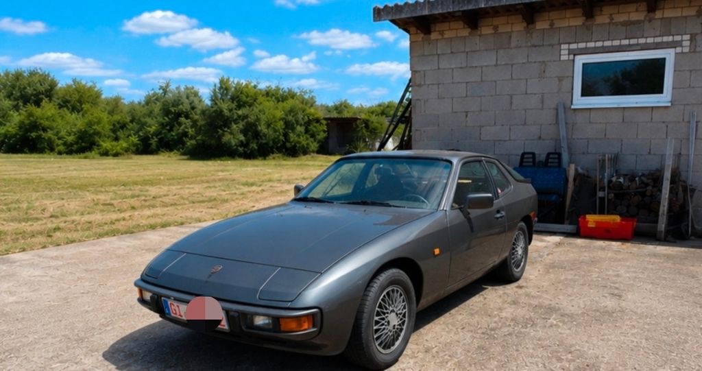Porsche 924
