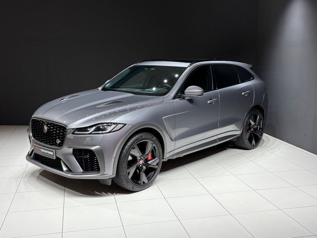 Bild des Angebotes Jaguar F-PACE P550 SVR, Pano, Meridian, AHK, 22 Zoll