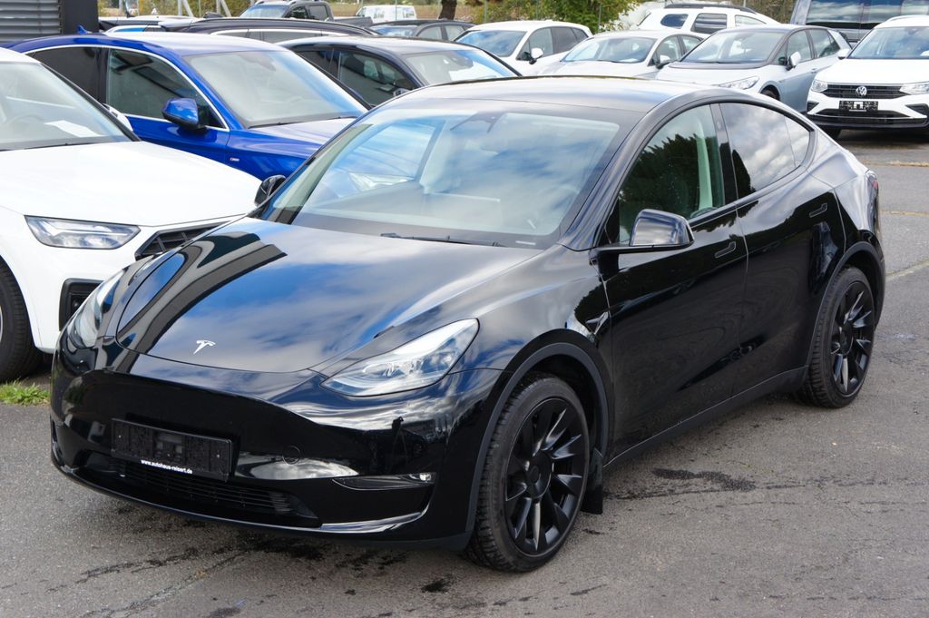 Bild des Angebotes Tesla Model Y Long Range 4X4 *20ZOLL*AHK*93.5% Zertifi