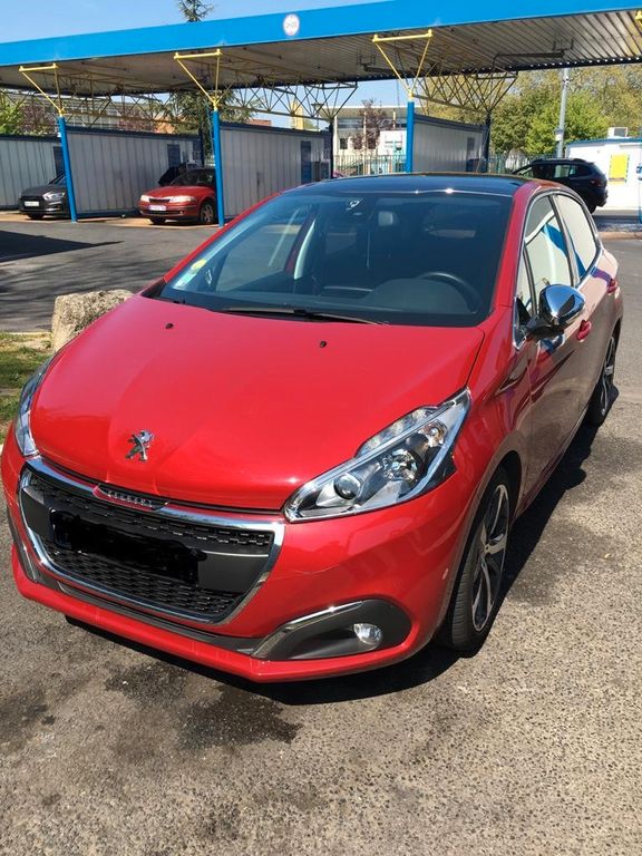 Bild des Angebotes Peugeot 208 Féline BlueHDi | Panorama | JBL | CarPlay