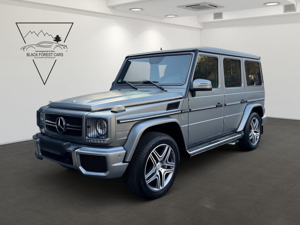 Mercedes-Benz G 63 AMG Designo Magno Rear Seat Entertainment