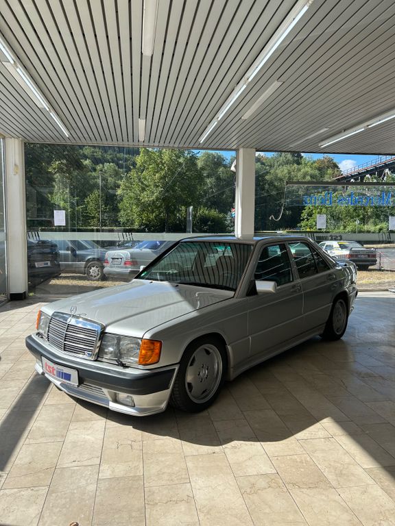 Mercedes-Benz 190 3.2 AMG