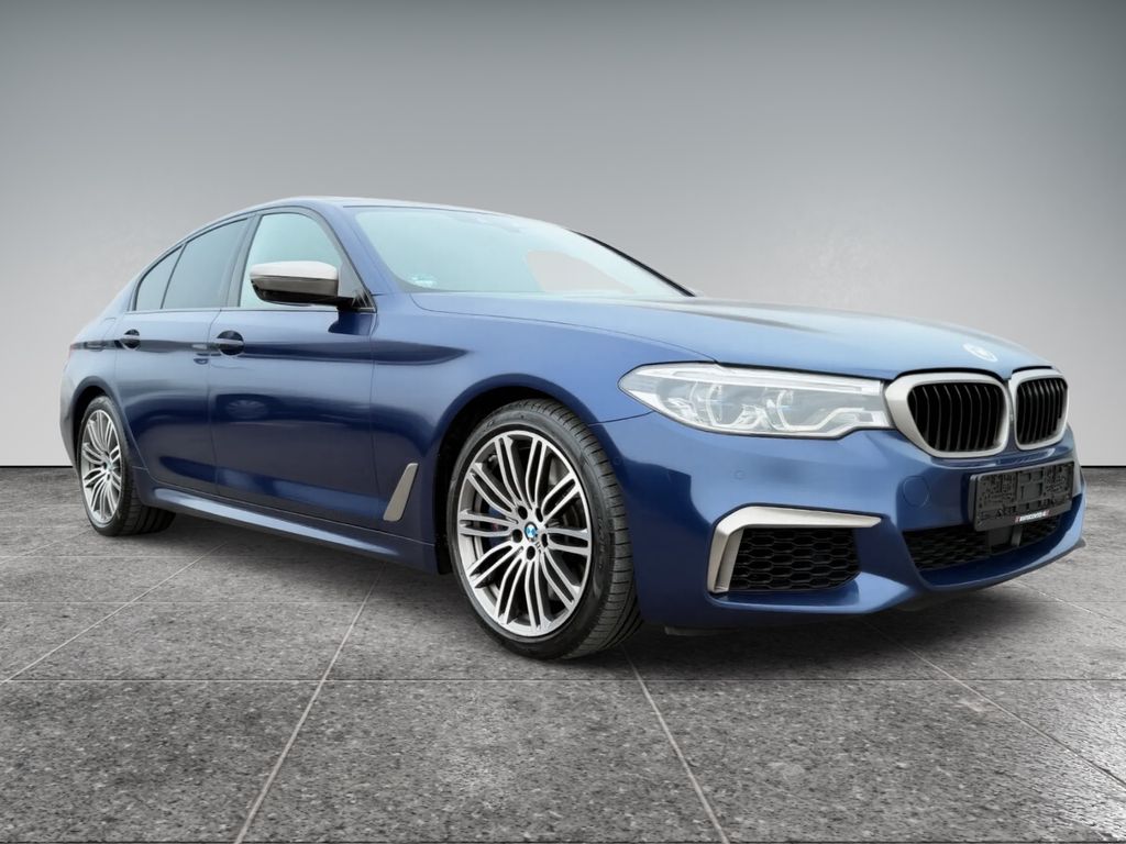 Bild des Angebotes BMW M550 i xDrive/Laser/SD/360°/B&W/HUD/ACC/Soft