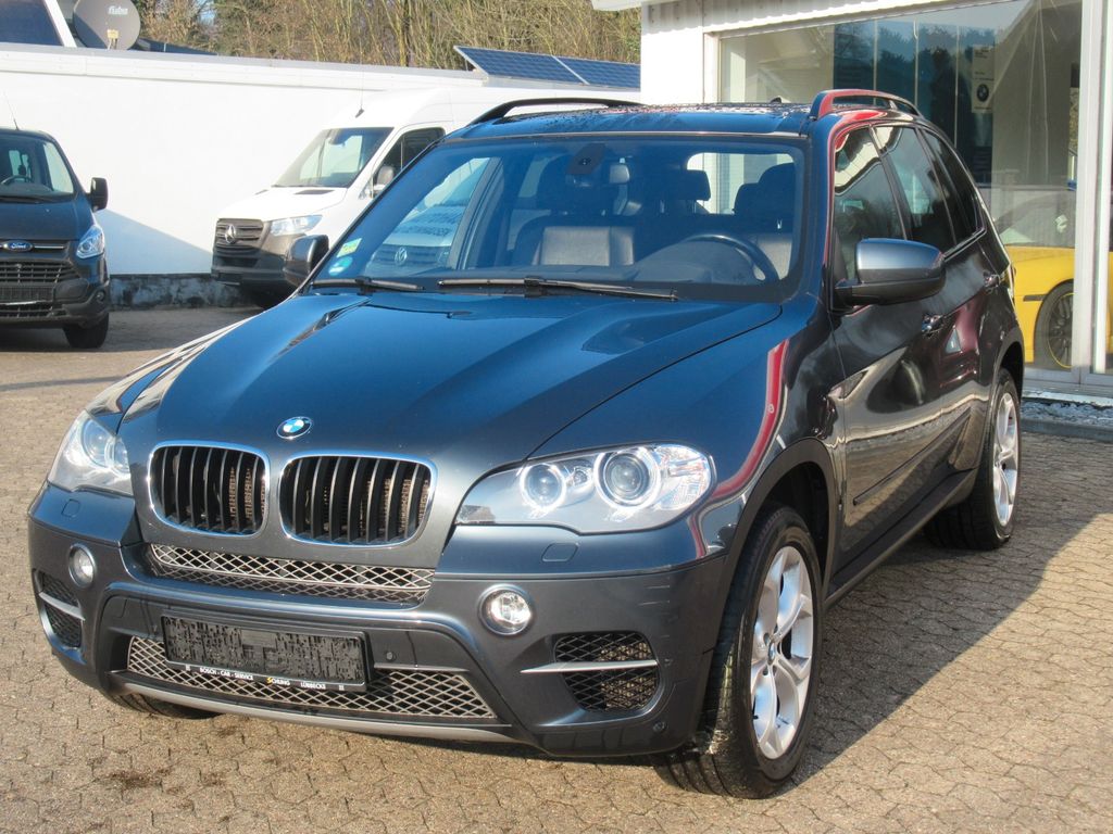 Bild des Angebotes BMW X5 xDrive30d Pano,Leder,AHK,Navi,Xenon,