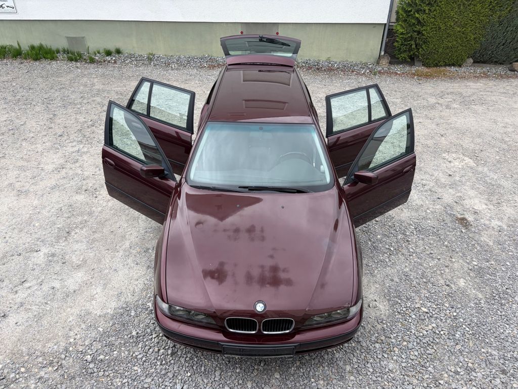 Bild des Angebotes BMW 523i A Touring**AUTOMATIK**TÜV NEU**KLIMA**SZH**