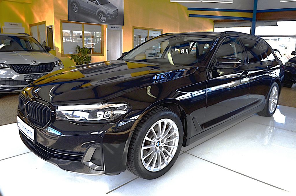 Bild des Angebotes BMW 520 d Touring AUTOMATIK / Bi-XENON / NAVI / PDC