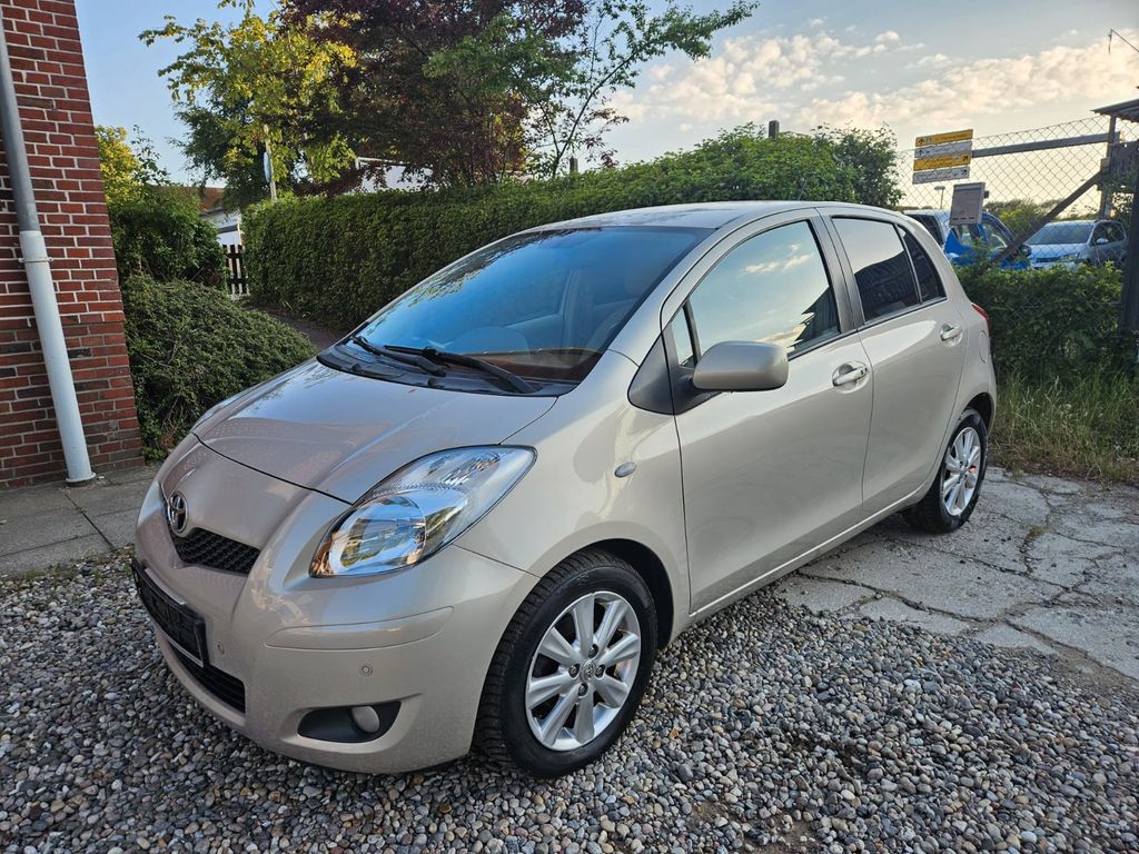 Bild des Angebotes Toyota Yaris 1,3 *Keyless-Go*PDC*6Gang*Klimaautomatik*