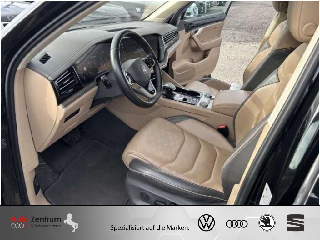 Bild des Angebotes Volkswagen Touareg 3.0 V6 TSI Luftf*Matrx*HeadUP*Allradlenk