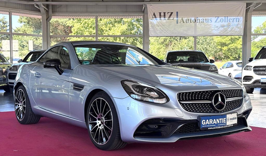Bild des Angebotes Mercedes-Benz SLC 180 AMG AIRSCARF H&K GLASDACH TOTWINKEL SPUR