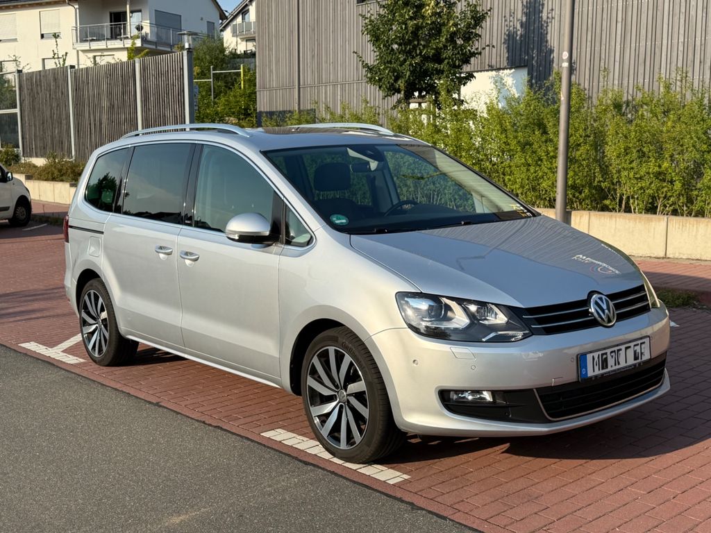 Bild des Angebotes Volkswagen Sharan 2.0 TDI SCR DSG BMT ALLSTAR ALLSTAR