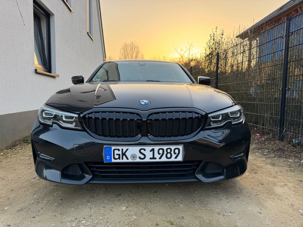 Bild des Angebotes BMW 320d Luxury Line Automatik Luxury Line