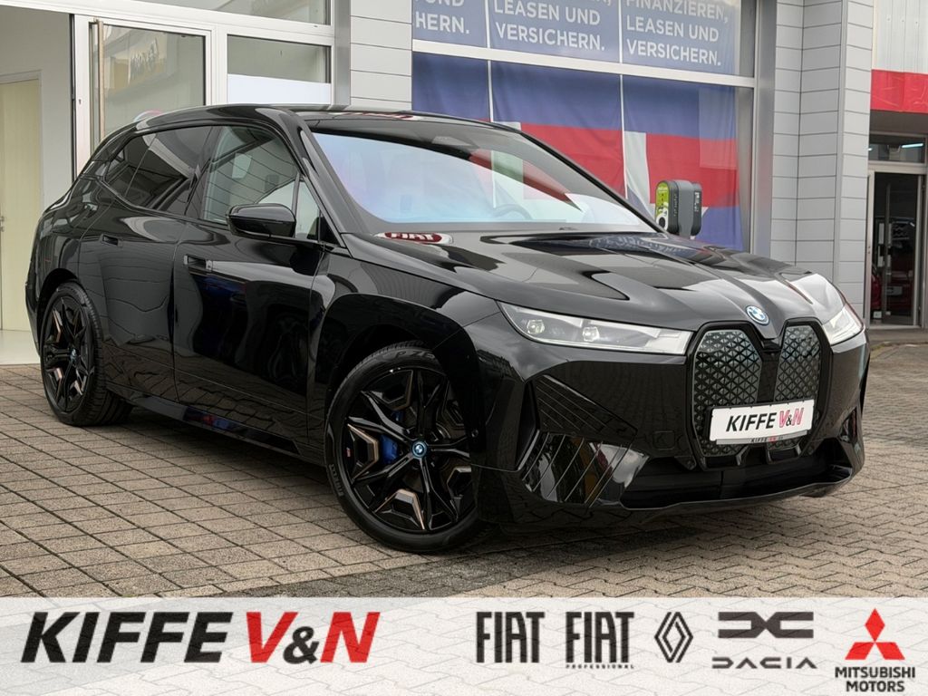 Bild des Angebotes BMW iX xDrive40 SPORTPAKET PANOSKY KLIMASITZ H/K HUD