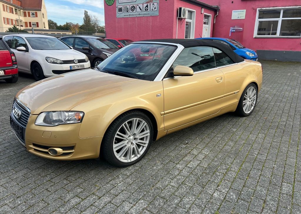Bild des Angebotes Audi A4 Cabriolet 3.0 TDI quattro/Sehr gepflegt,2Hand