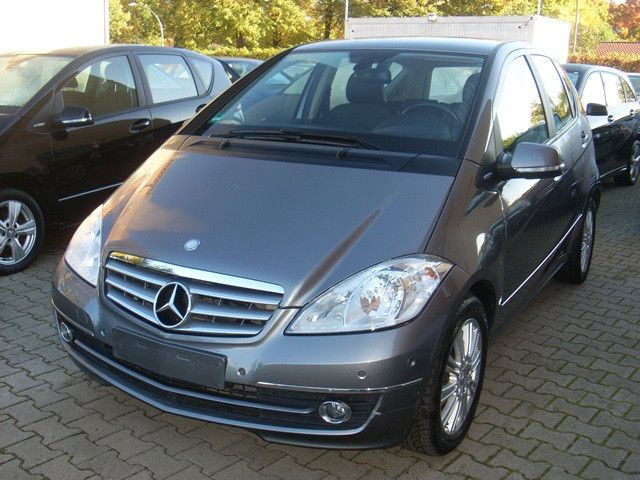 Bild des Angebotes Mercedes-Benz A 200 Automatik / Elegnce / Parktronic