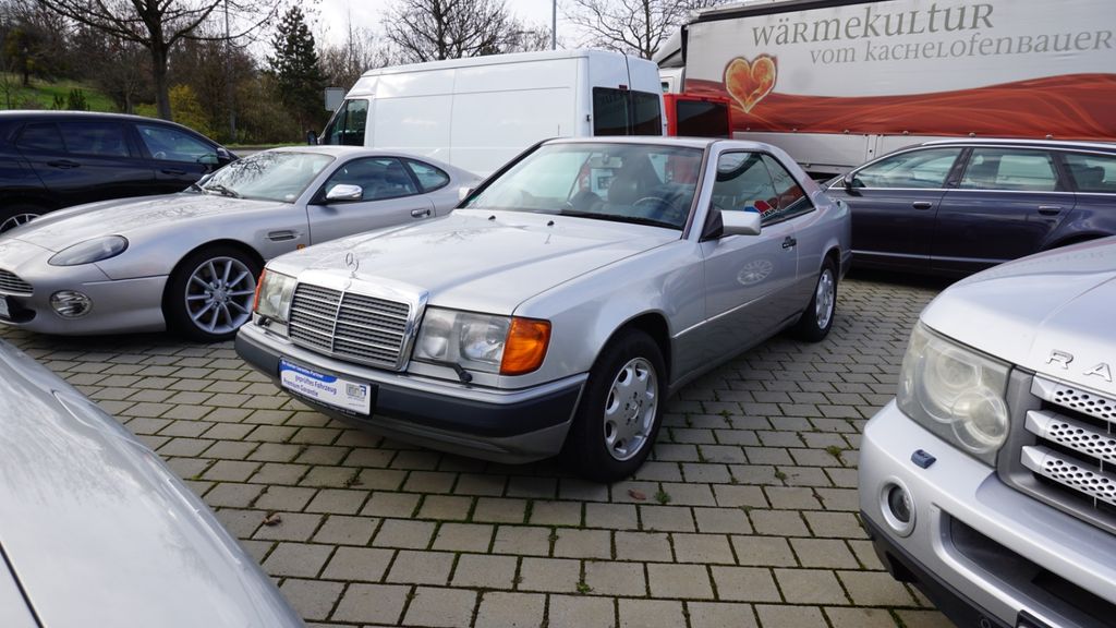 Bild des Angebotes Mercedes-Benz E320 Coupé 1 HAND !!!!!!!!!