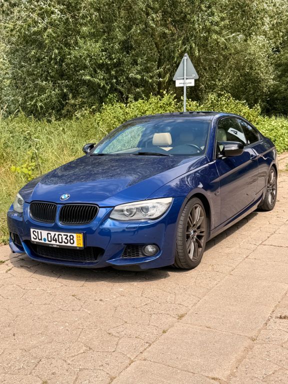 Bild des Angebotes BMW 335i Coupé -