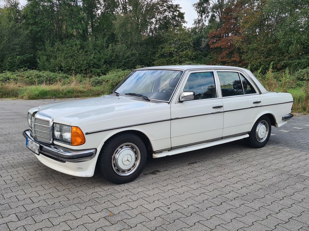 Bild des Angebotes Mercedes-Benz W123, E 280, AMG-Paket, Scheckheft,