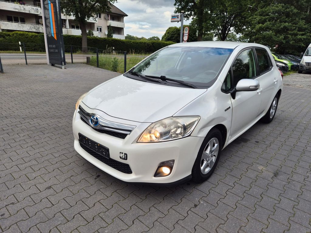 Toyota Auris - 1.8 benzin Hybrid