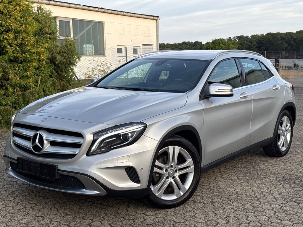Bild des Angebotes Mercedes-Benz GLA 180 * 7G AUTOMATIK * KAMERA * XENON* TÜV NEU