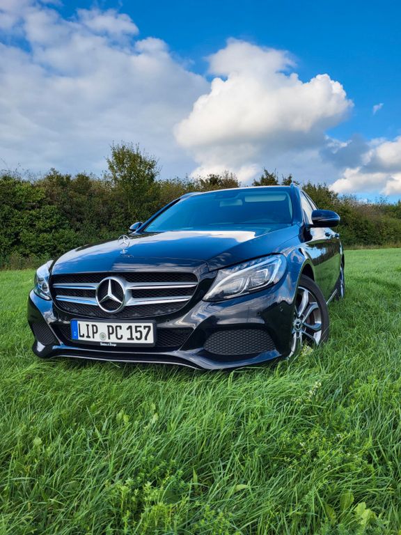 Bild des Angebotes Mercedes-Benz C 220 T d Avantgarde AHK, Panoramadach