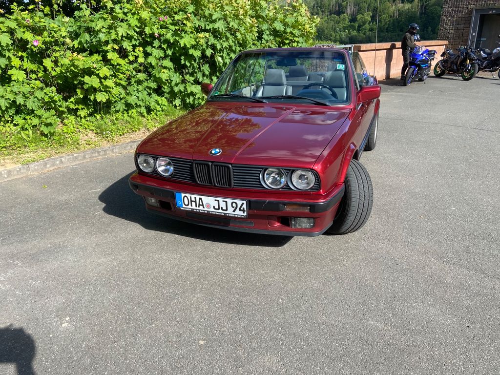 BMW 318i Cabrio E30