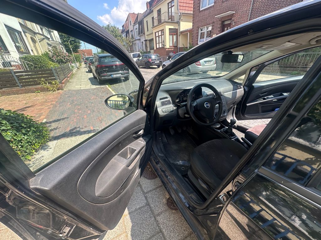 Bild des Angebotes Fiat Punto 1.4 Grande punto