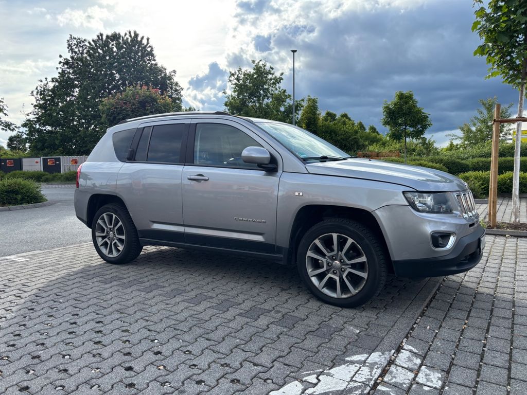 Bild des Angebotes Jeep Limited 4x4 Leder Klima Navi Kamera