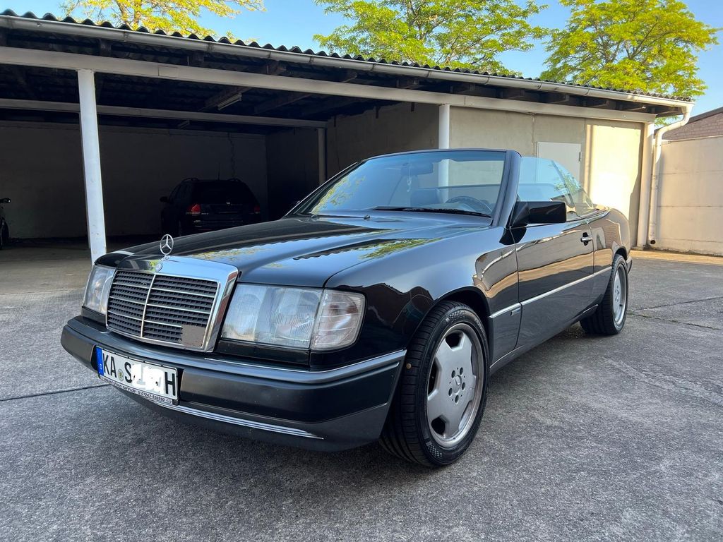 Mercedes-Benz CE300 24V CABRIO AUTOMATIK SPORTLINE OLDTIMER