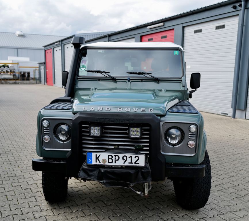 Bild des Angebotes Land Rover Defender 110 Td4 Station Wagon SE / ATM