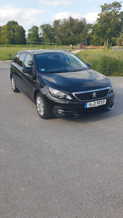 Bild des Angebotes Peugeot 308 BlueHDi 130 Style SW Style