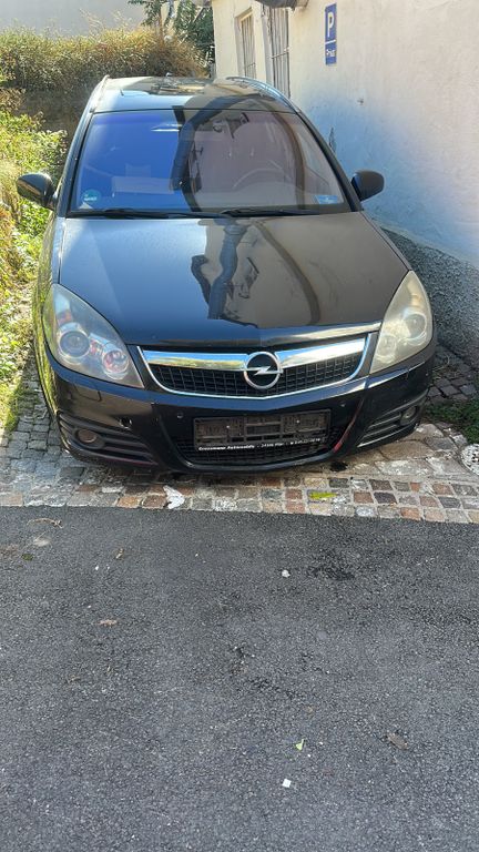 Opel Vectra Caravan 1.9 CDTI Cosmo Plus 110kW Auto.