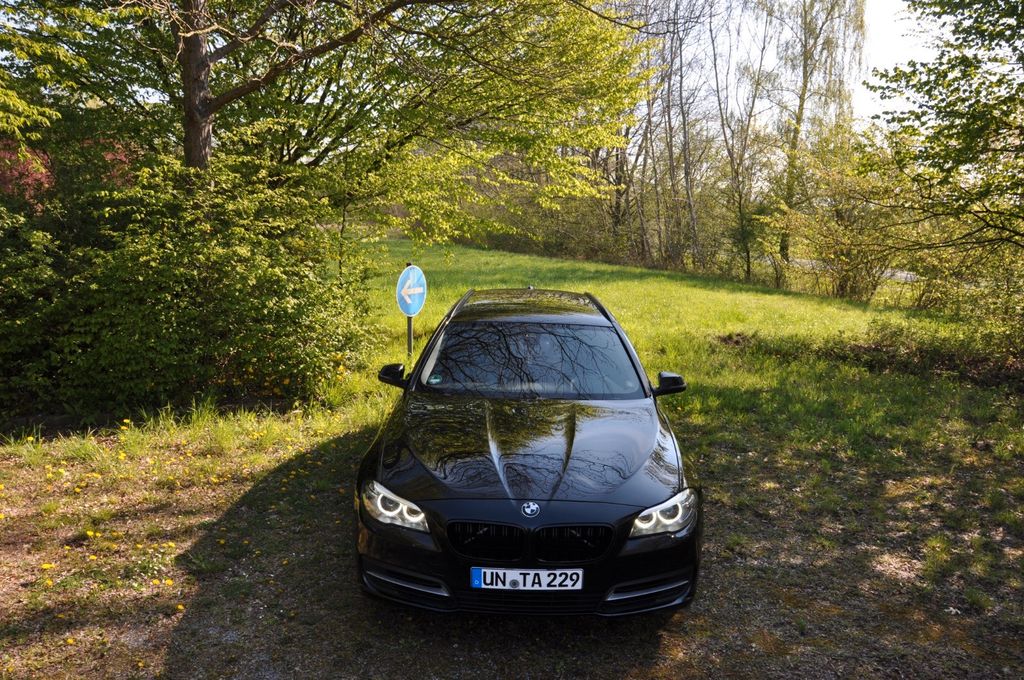 Bild des Angebotes BMW 520d xDrive Touring A -