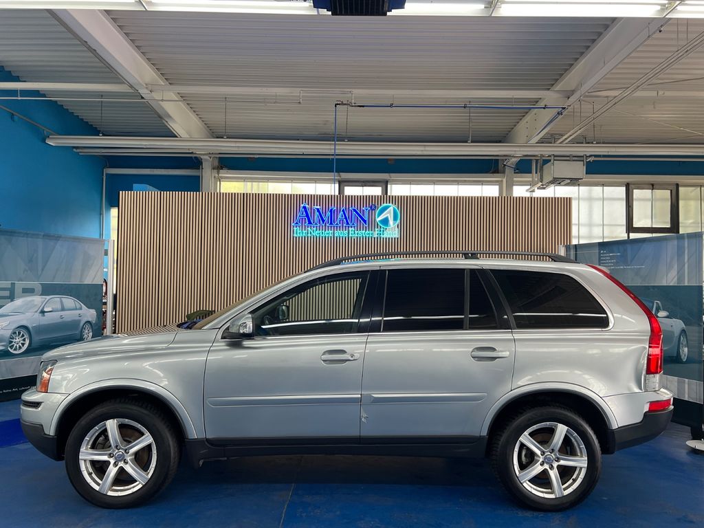 Bild des Angebotes Volvo XC90 D5 Momentum 2.4 *7-Sitzer* (AMAN®)