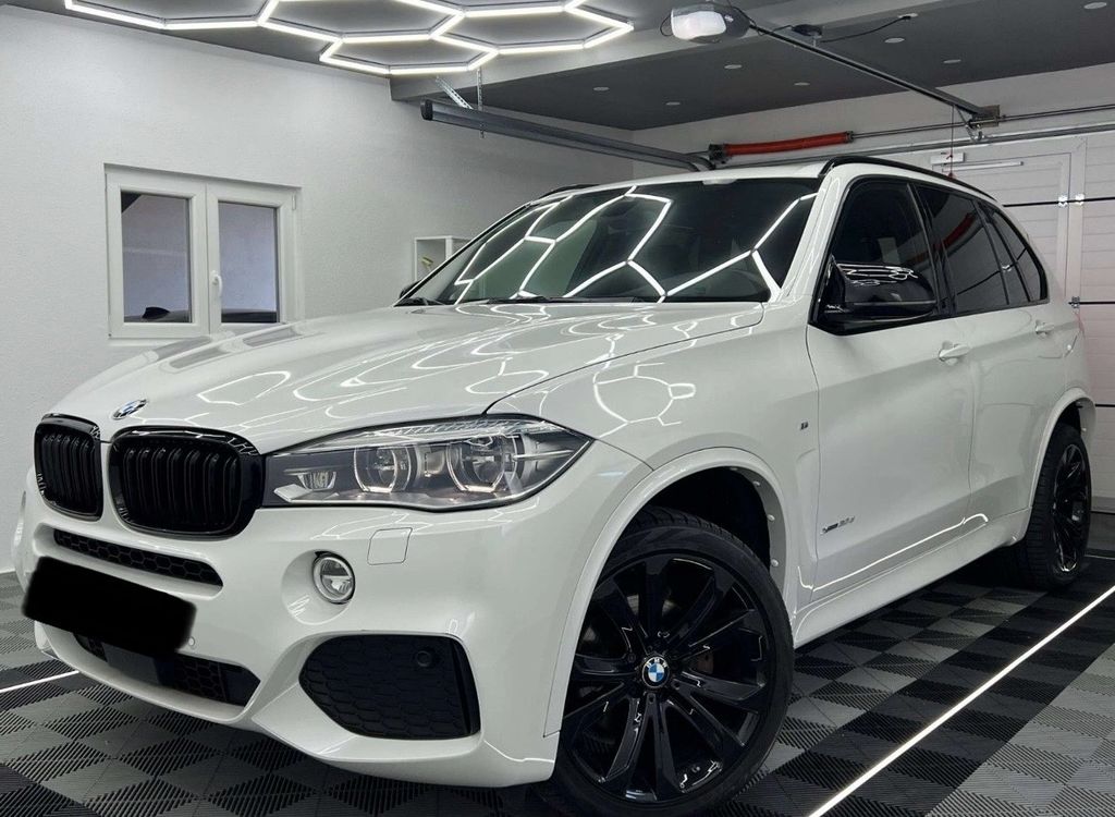 Bild des Angebotes BMW X5 xDrive30d - M Paket ab Werk