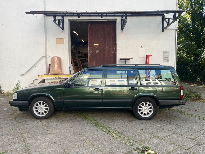 Bild des Angebotes Volvo 940 2.3TI Classic Classic