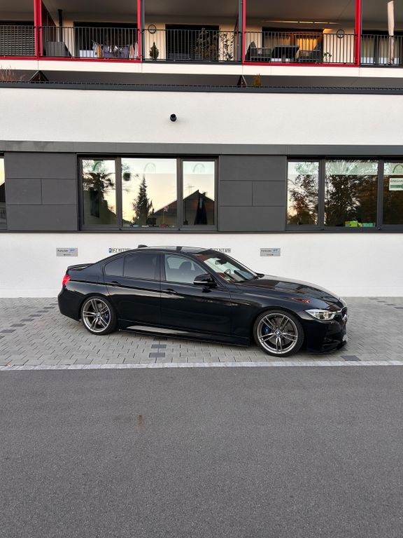 Bild des Angebotes BMW 335d xDrive M Sport Shadow Automatic M Sport