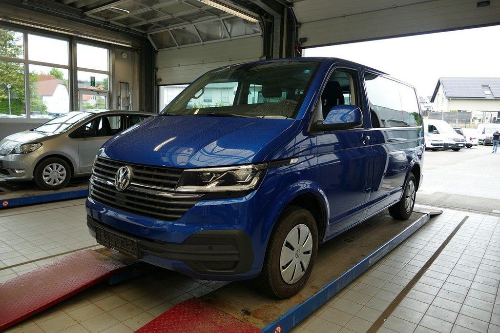 Bild des Angebotes Volkswagen T6.1 Transporter Kombi 2.0 TDI DSG LED GRA