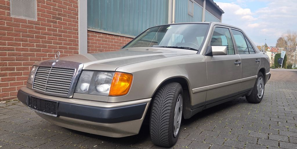 Bild des Angebotes Mercedes-Benz W124 /260 E / 6-Zyli / H-Kennz / AHK /elek. SHD