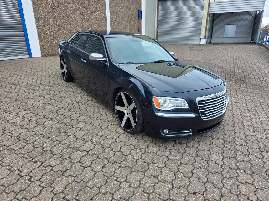 Bild des Angebotes Chrysler 300C 3.6 V6 LPG-Gas