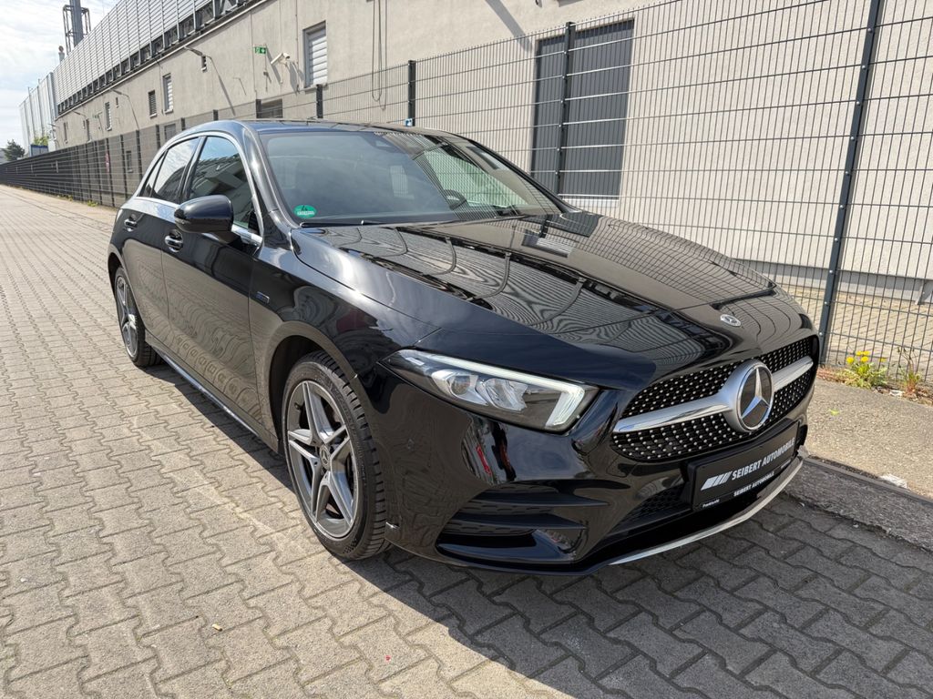 Bild des Angebotes Mercedes-Benz A 250e AMG/LED/AMBIENTE/MBUX