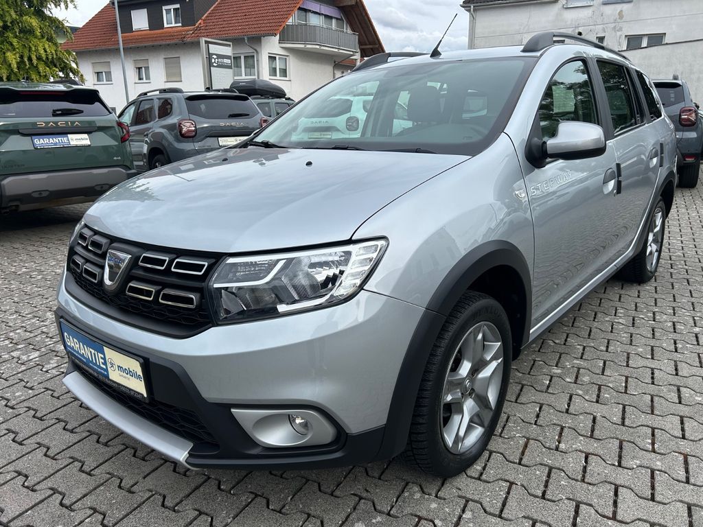 Bild des Angebotes Dacia Logan MCV TCe 90 Kombi Stepway Celebration Aut.
